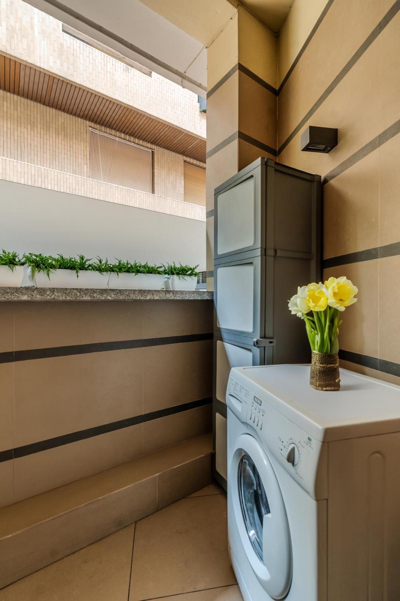Loft Elegante In Centro Milano In Zona Signorile - Davanti Alla Metro المظهر الخارجي الصورة