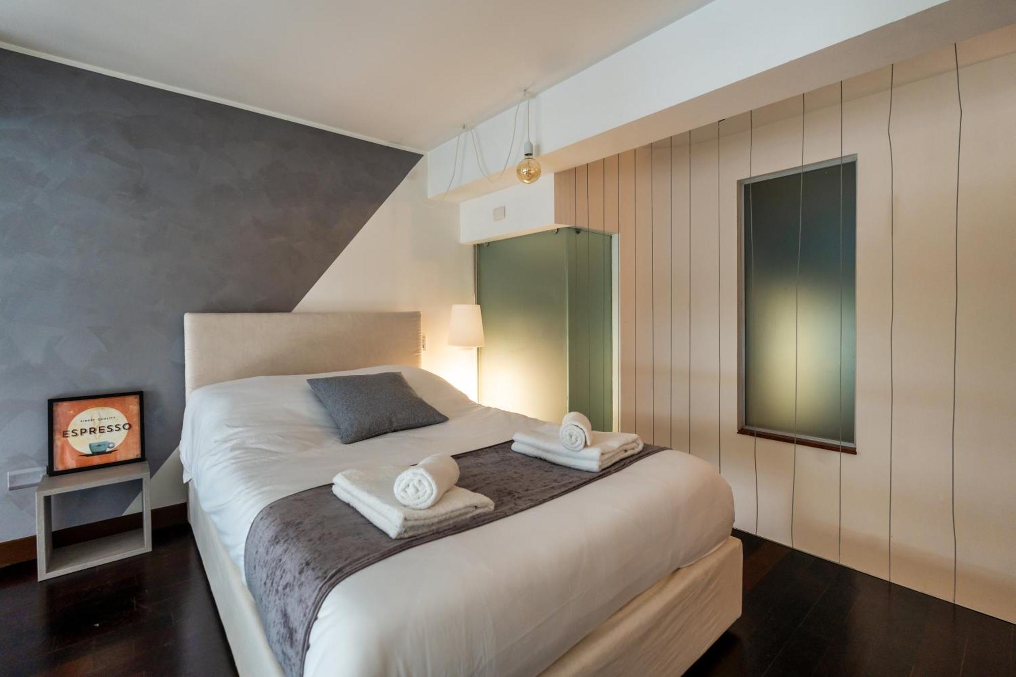 Loft Elegante In Centro Milano In Zona Signorile - Davanti Alla Metro المظهر الخارجي الصورة